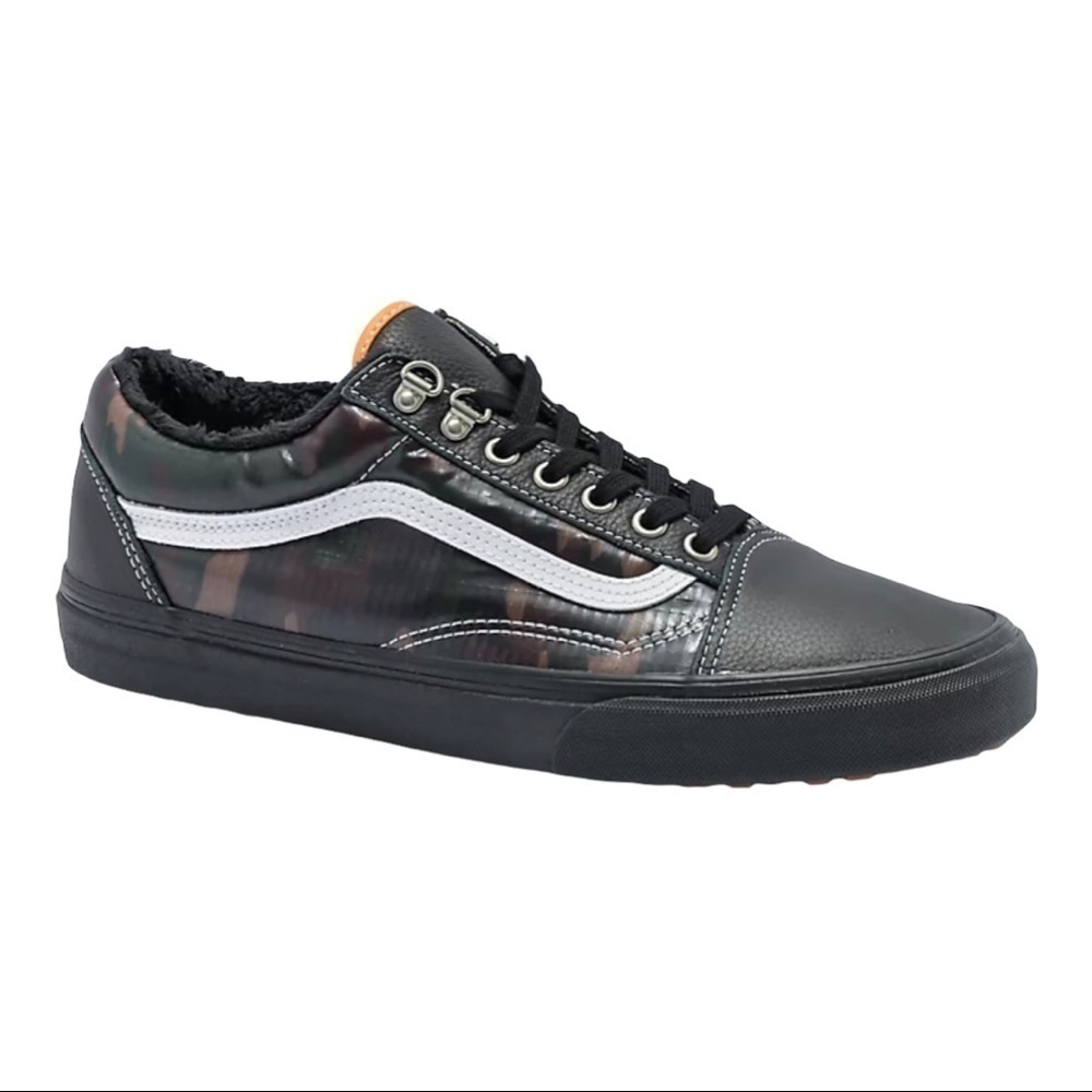 Vans Old Skool All Weather MTE Women’s Sneakers Black/Camo Size 9‎